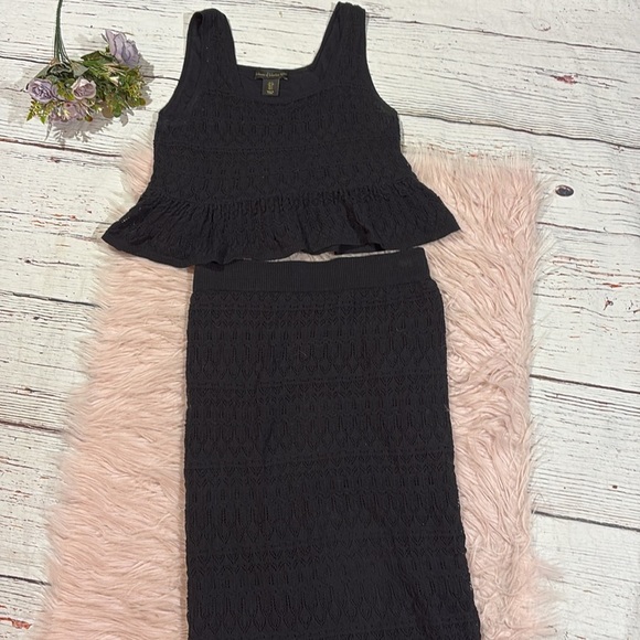 House of Harlow Black Square Neck Crochet Midi Skirt Set - Picture 10 of 11